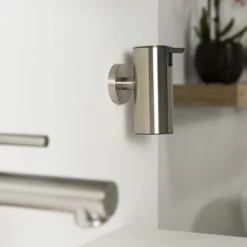 Tiger Zeepdispenser Boston Hangend Geborsteld RVS 12 Tiger Zeepdispenser Boston Hangend Geborsteld RVS -Badkamer Verkoop 123 1400