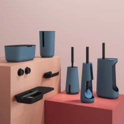 Tiger Toiletborstelhouder TESS Met Swoop Borstel Flexibel Blauw/zwart -Badkamer Verkoop 123 3324