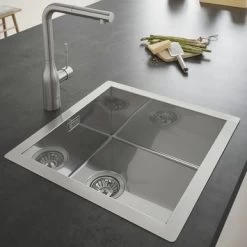 Grohe Colours Keukenkraan Essence New RVS Met Uittrekbare Mousseur -Badkamer Verkoop 123 4651